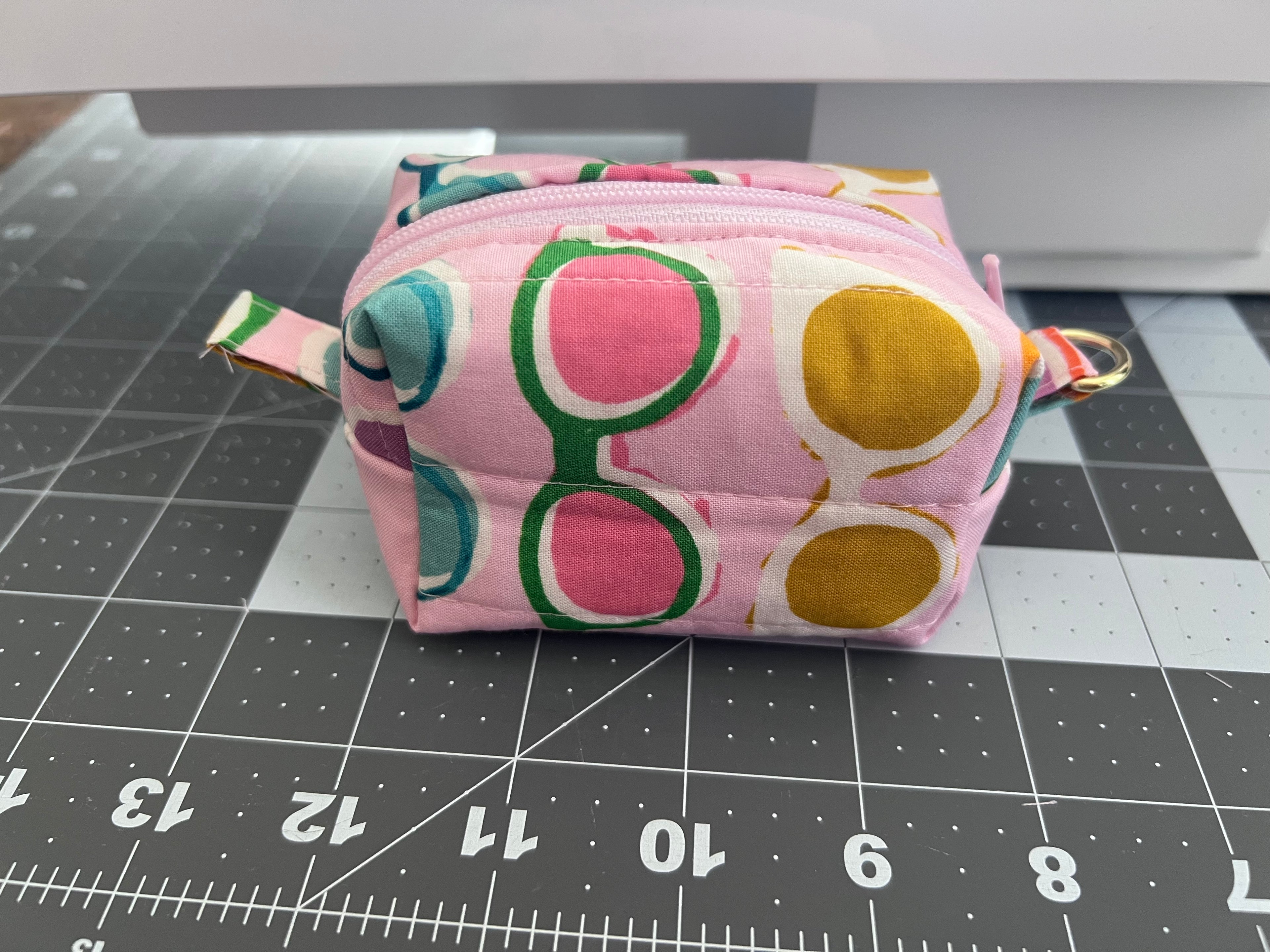 Quilted Sunglasses mini boxy pouch