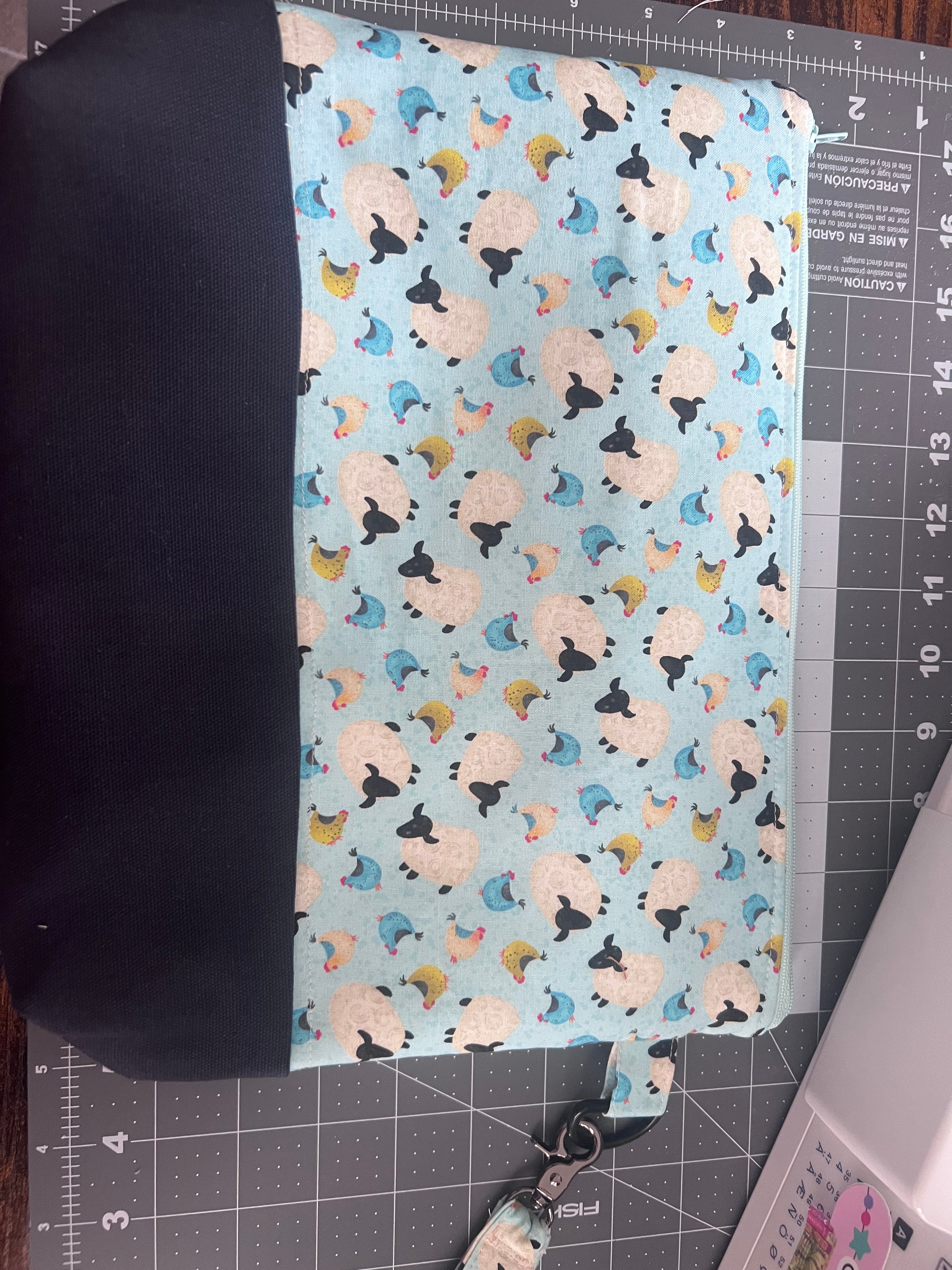 Medium quilted sheep project bag with strap wristlet